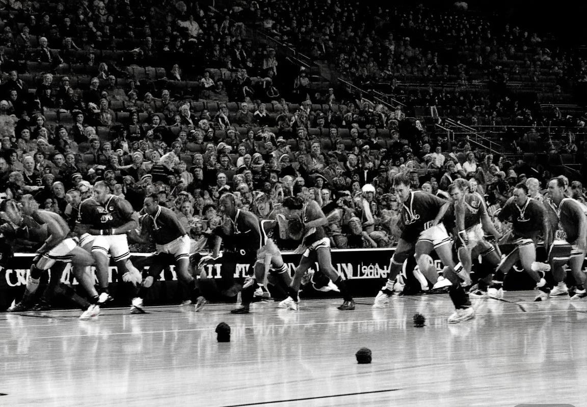 菲尔特与德累斯顿：德国足球经典对决回顾与展望(图3)