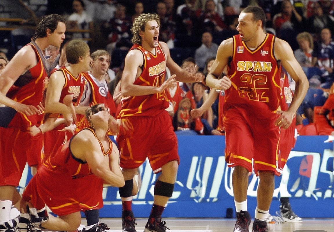 2006年世锦赛：西班牙男篮逆转美国，篮球传奇对决